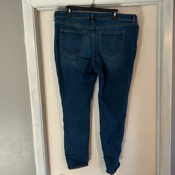 Old Navy jeans curvy profile mid rise size 16 - Picture 2 of 2